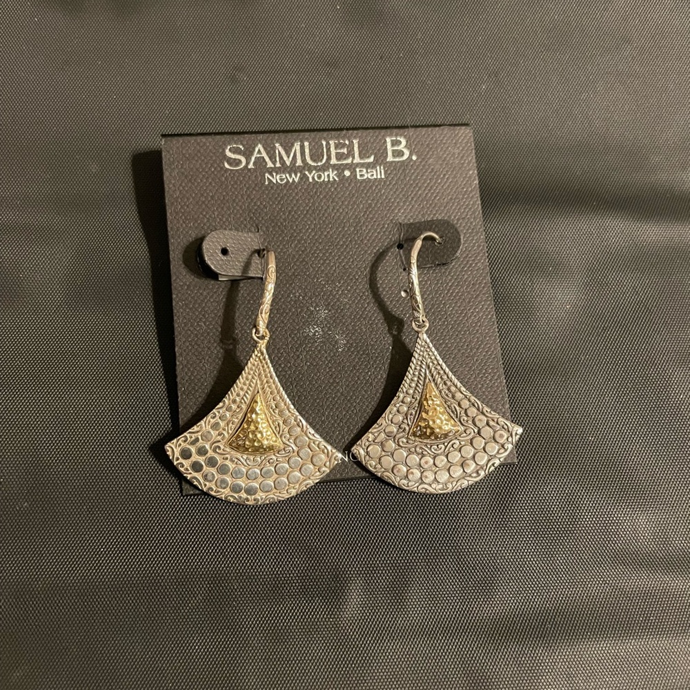Sterling Silver And 18k Gold
Hammered Gold Dot Design